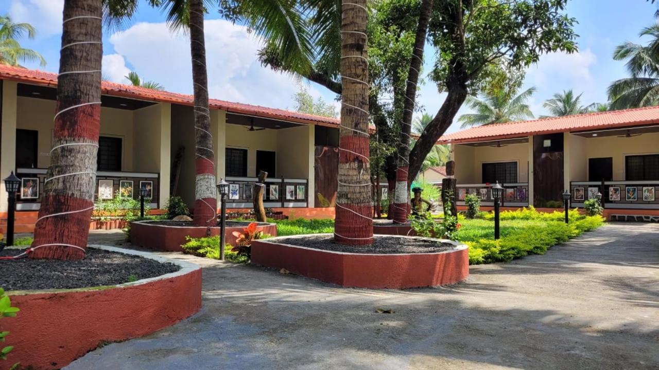 Happy Holiday Alibaug Hotel Alībāg Ngoại thất bức ảnh
