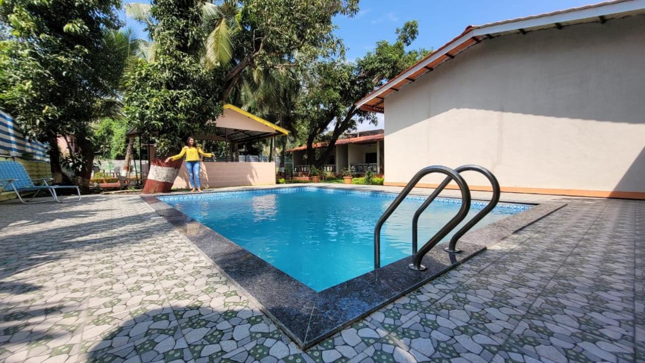 Happy Holiday Alibaug Hotel Alībāg Ngoại thất bức ảnh