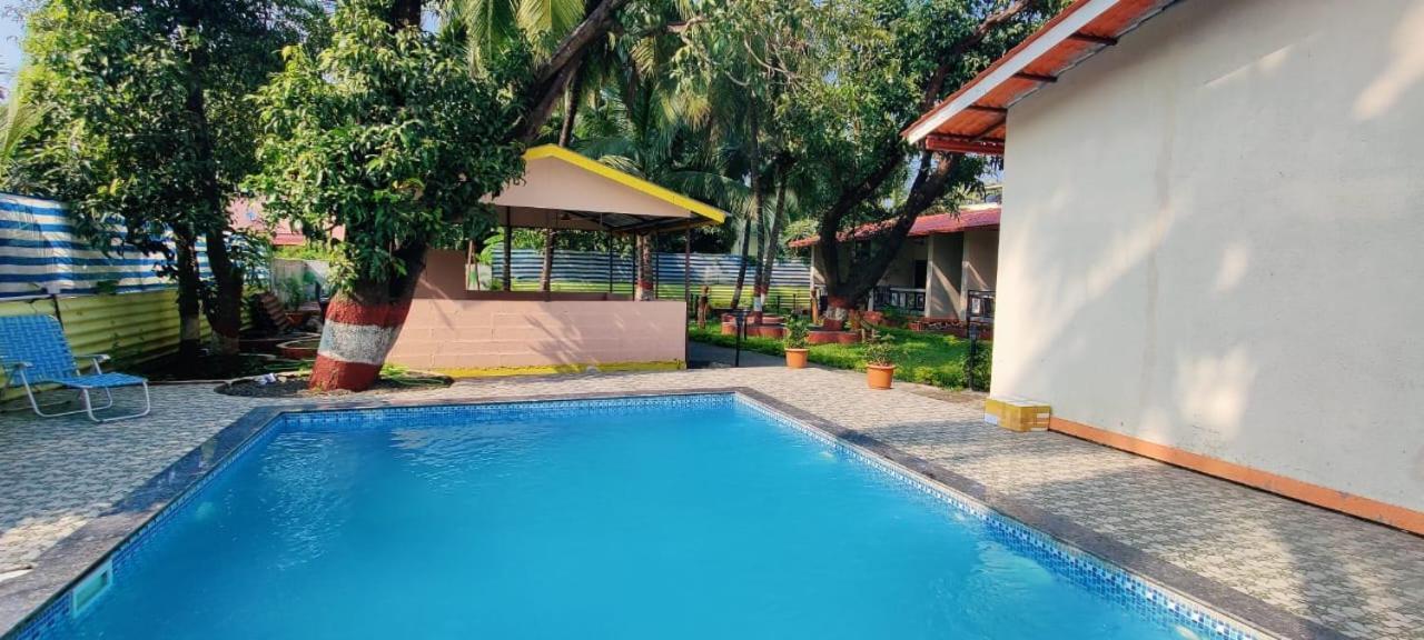 Happy Holiday Alibaug Hotel Alībāg Ngoại thất bức ảnh